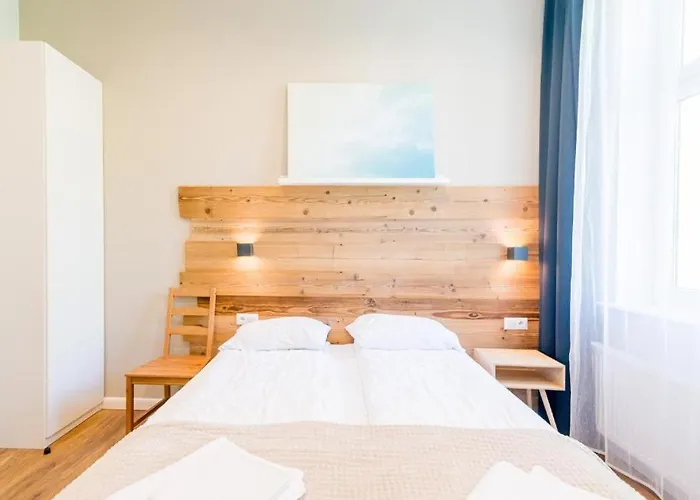 Yourapart Haffnera 70 سوبوت